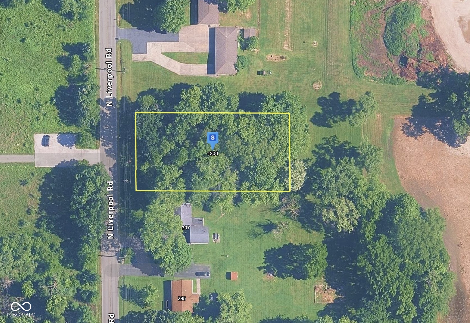 301 North Liverpool Road Hobart, IN 46342 - Photo 1 of 5