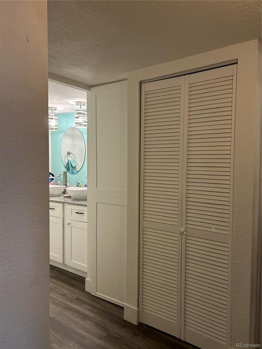 384 South Ironton Street, Unit 106 Aurora, CO 80012 - Photo 10 of 37