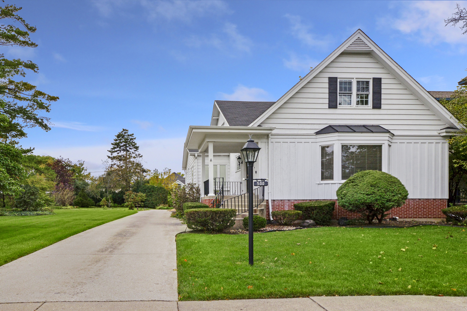 500 North Prospect Avenue Park Ridge, IL 60068 - Photo 2 of 33