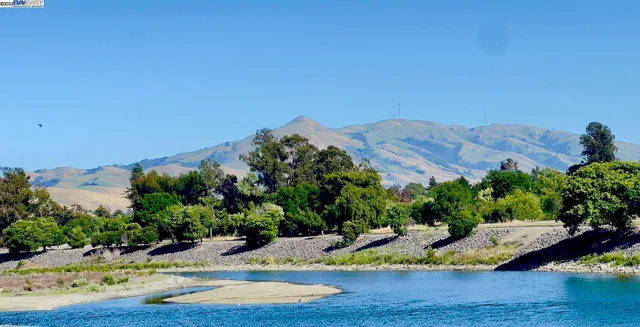 $1,999,888 | 37230 2nd Street, Fremont, CA 94536