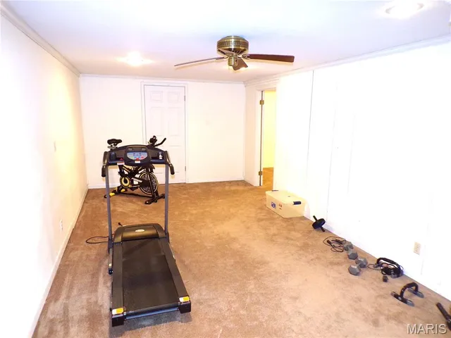 $183,000 | 860 Graham Road, Florissant, MO 63031