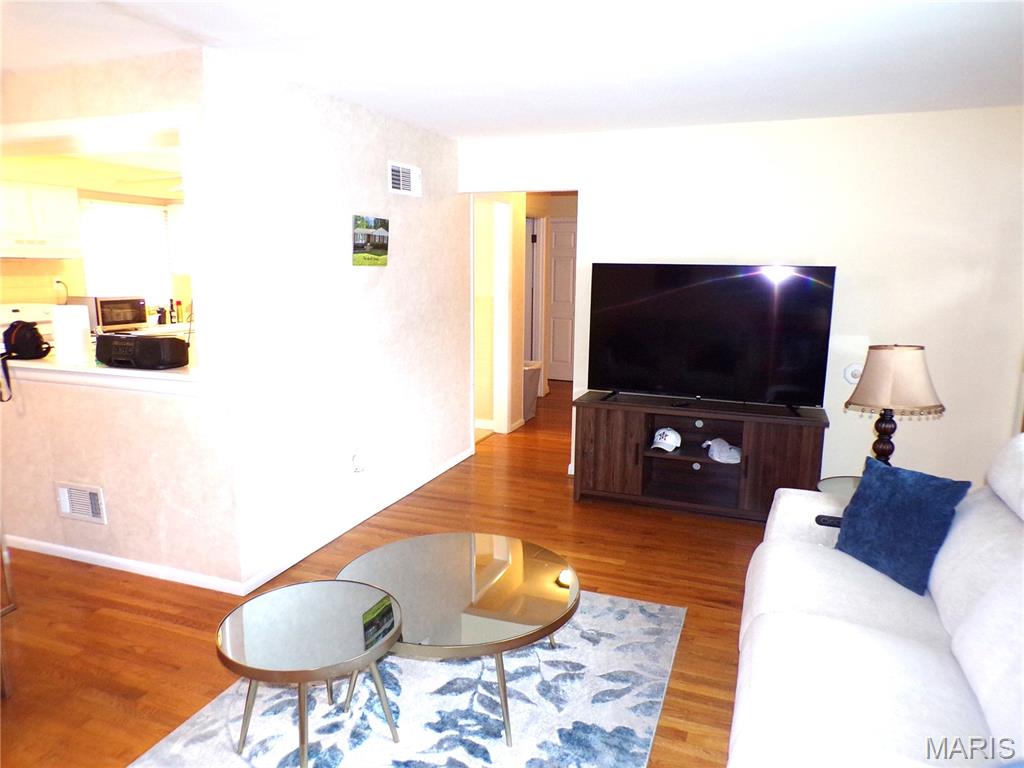 860 Graham Road Florissant, MO 63031 - Photo 10 of 24