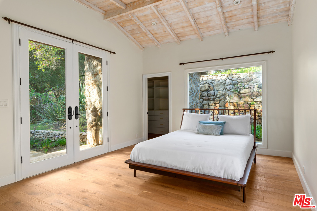 6208 Delaplane Road Malibu, CA 90265 - Photo 20 of 39