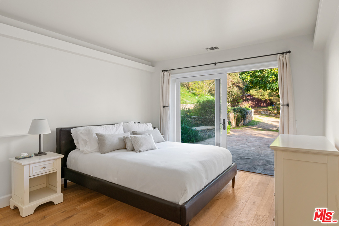 6208 Delaplane Road Malibu, CA 90265 - Photo 24 of 39