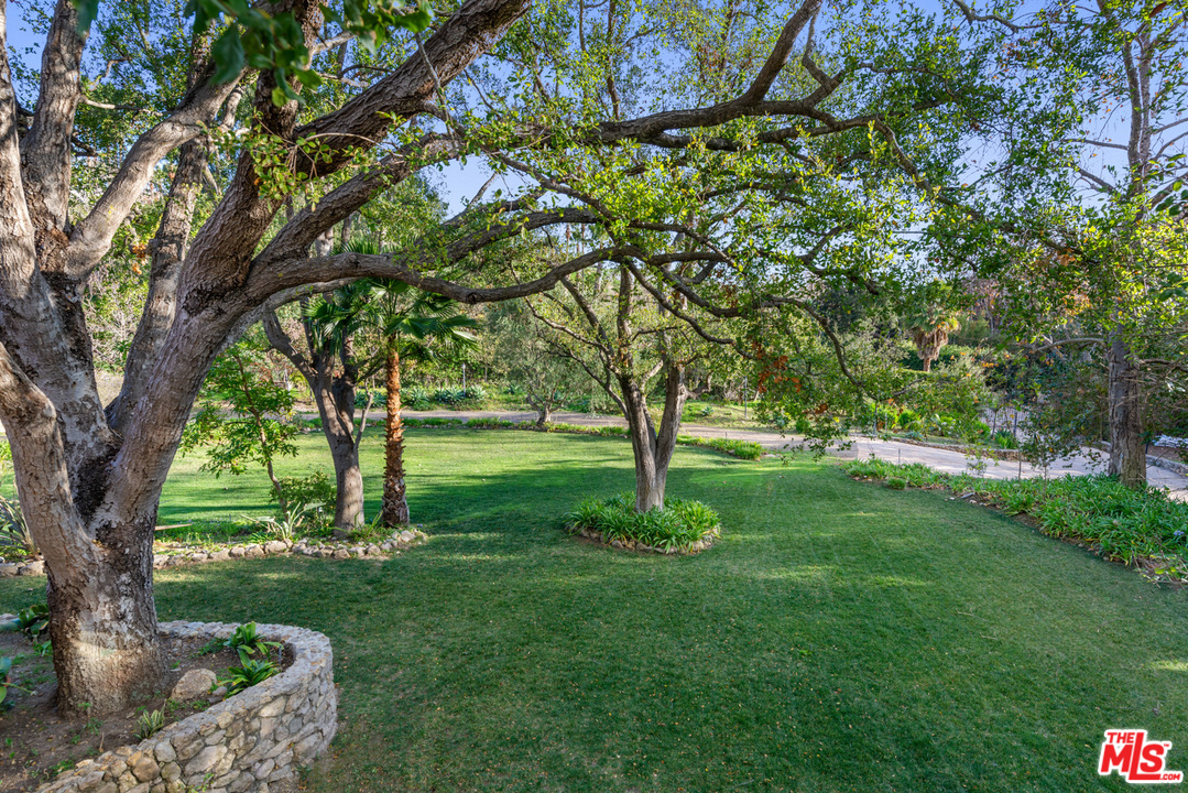 6208 Delaplane Road Malibu, CA 90265 - Photo 31 of 39