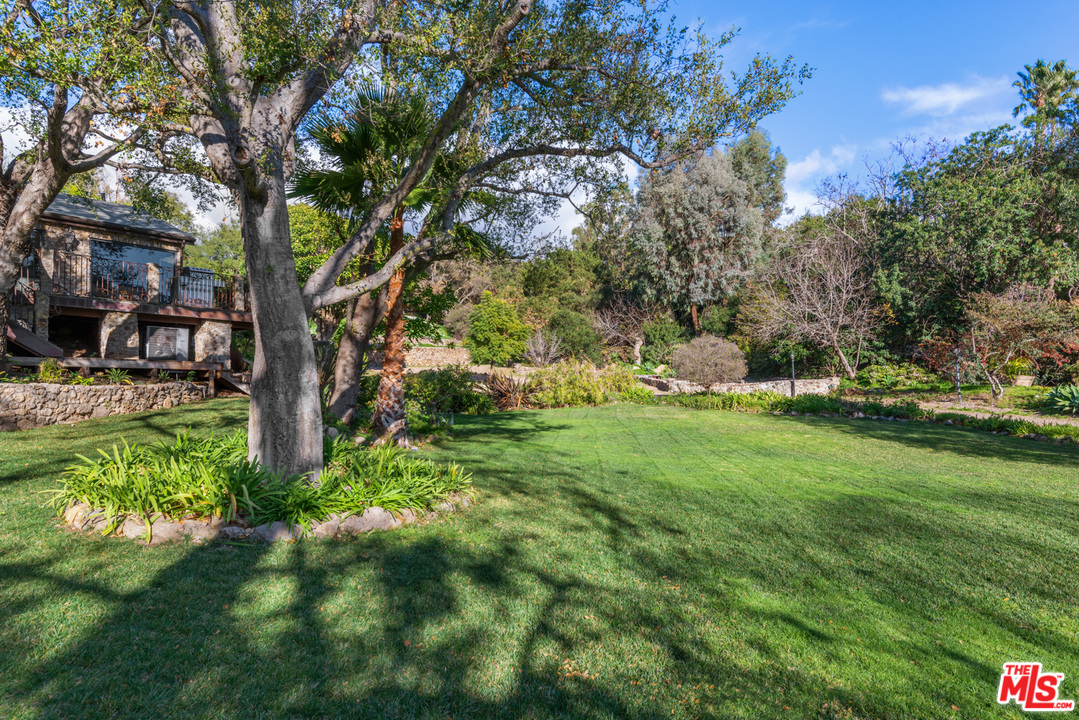 6208 Delaplane Road Malibu, CA 90265 - Photo 33 of 39