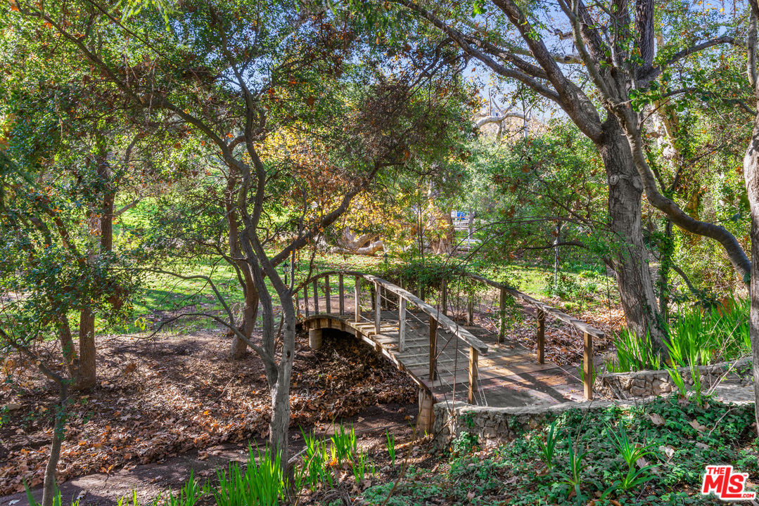 6208 Delaplane Road Malibu, CA 90265 - Photo 34 of 39