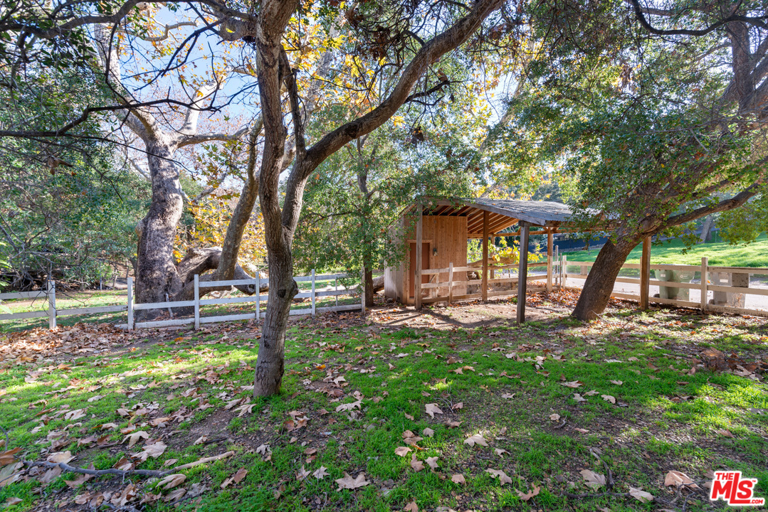 6208 Delaplane Road Malibu, CA 90265 - Photo 36 of 39