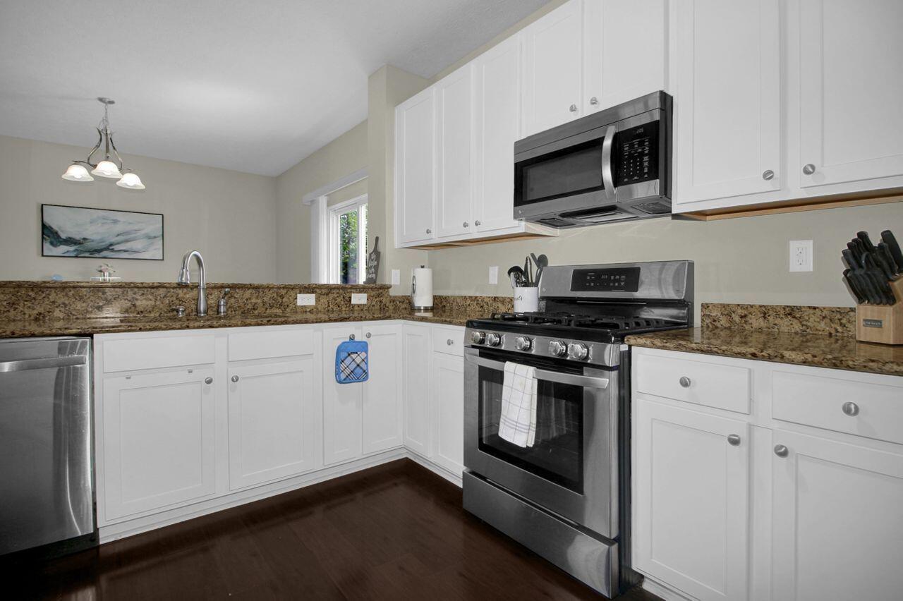 8008 Ravine Run Lane, Unit 8008 Columbus, OH 43235 - Photo 10 of 30 F