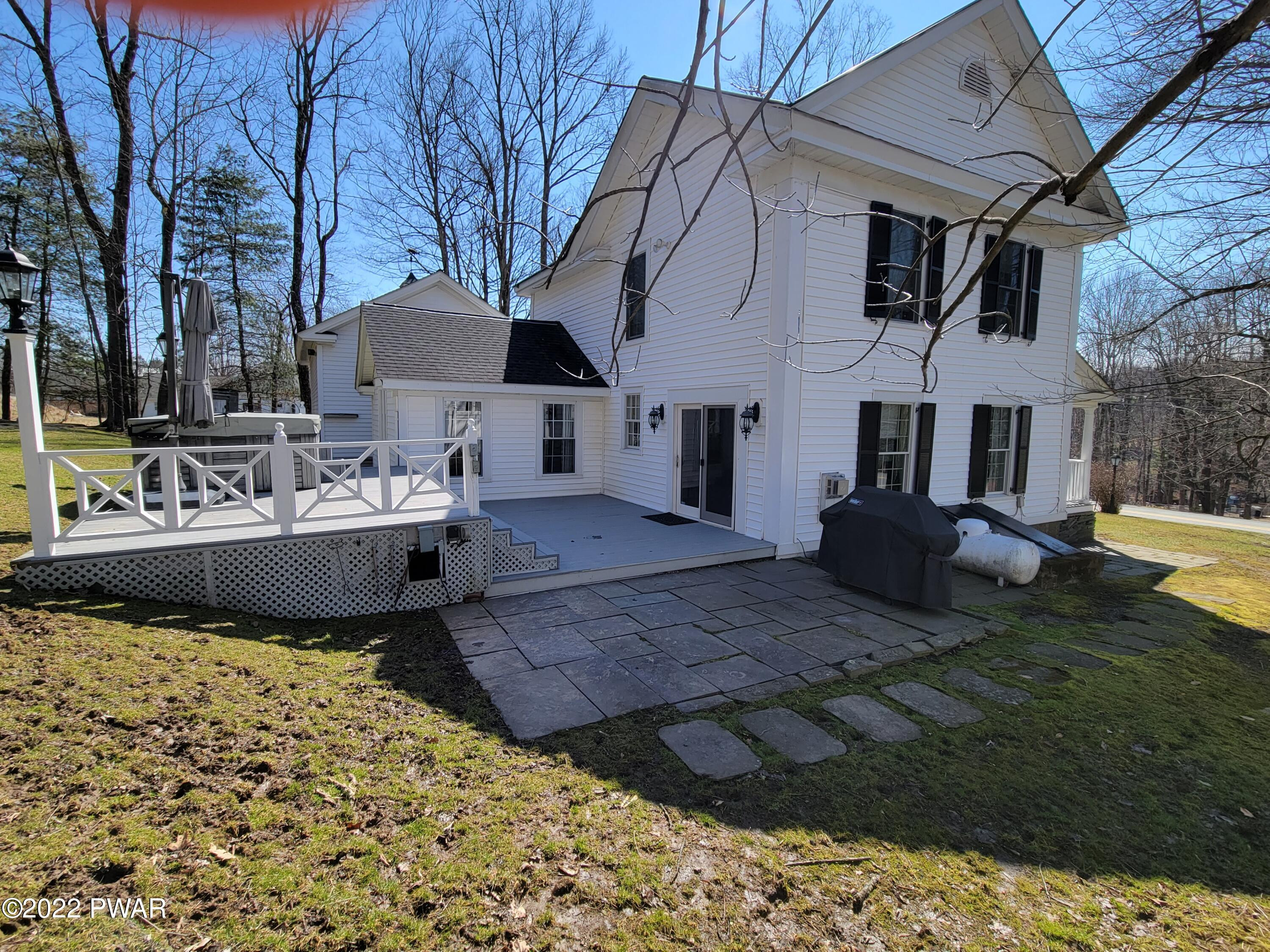 399 Como Road Lake Como, PA 18437 - Photo 26 of 30 Deck