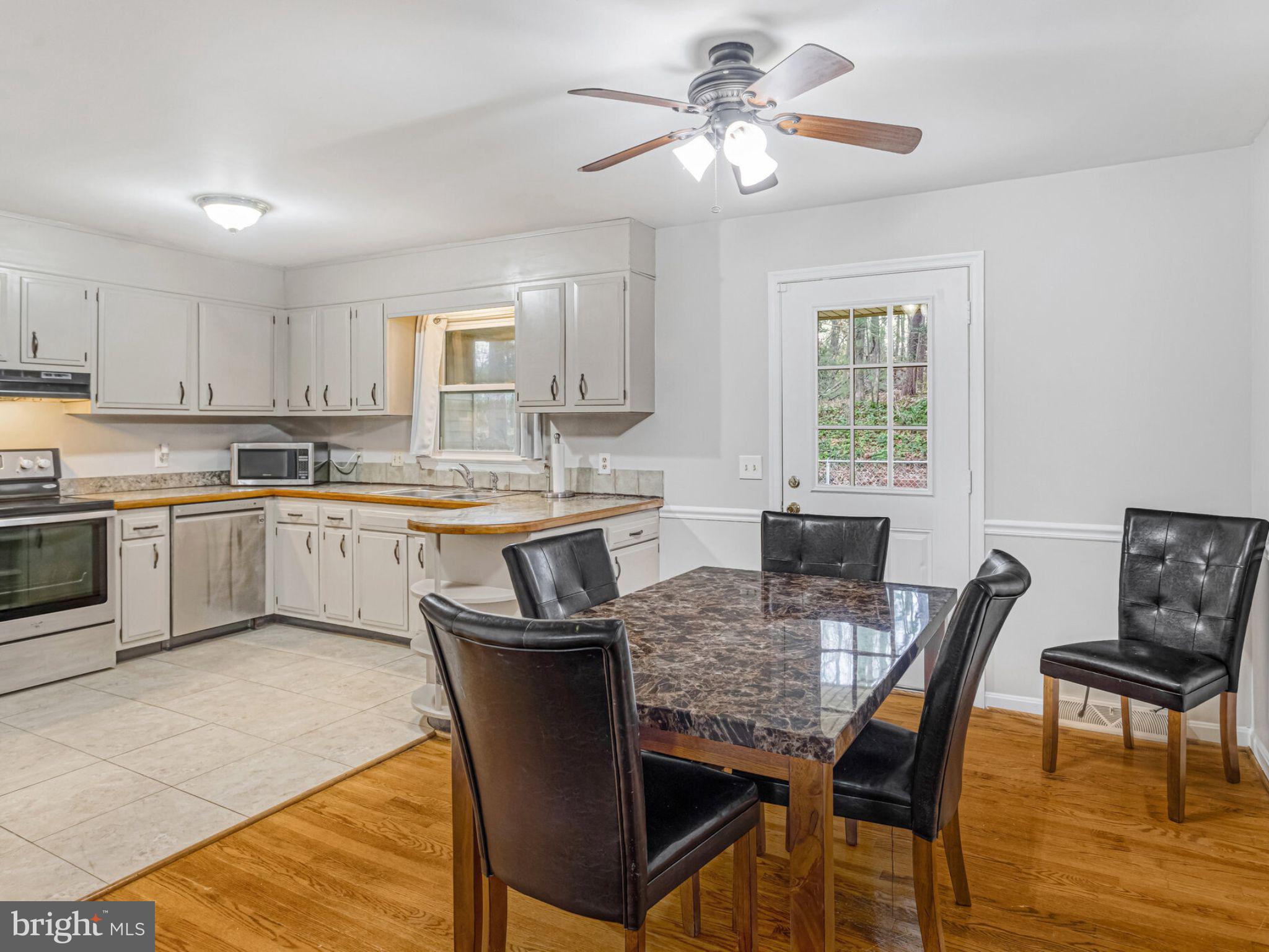 449 Ridgemore Street Fredericksburg, VA 22405 - Photo 4 of 13