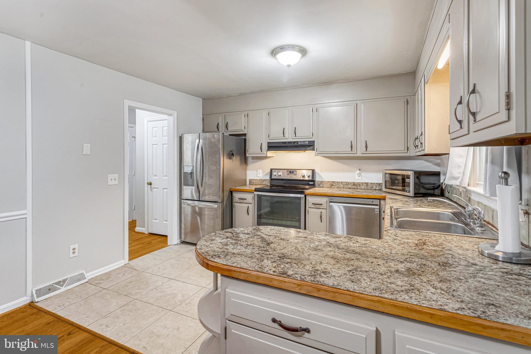 449 Ridgemore Street Fredericksburg, VA 22405 - Photo 5 of 13