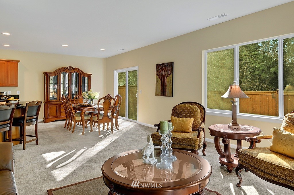 3026 183rd Place Southeast Bothell, WA 98012 - Photo 5 of 15