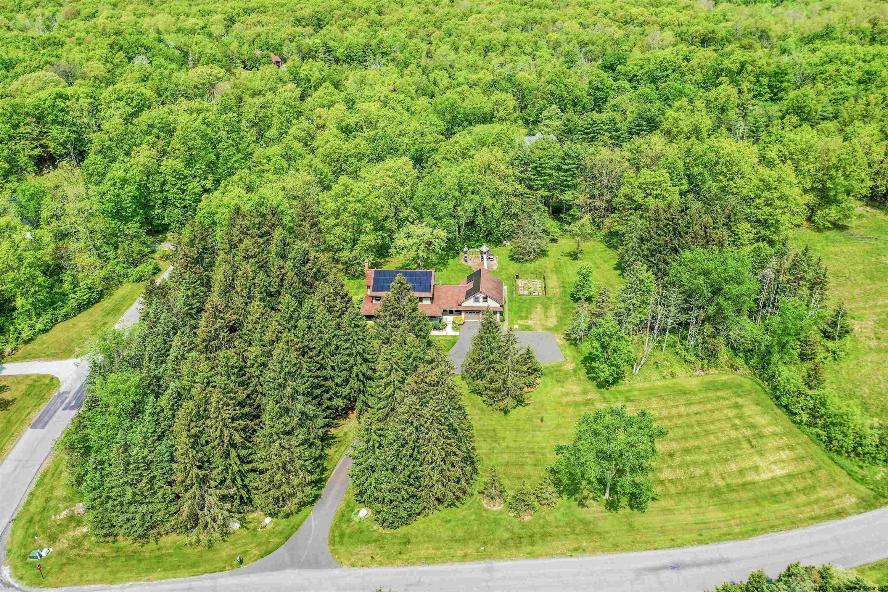 1 High Ridge Road, Unit KLEINKILL DR New Paltz, NY 12561 - Photo 26 of 30 a view of a yard