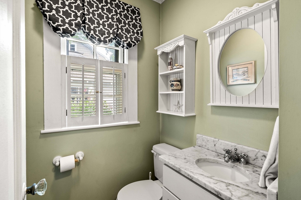 8 Clifton Road Milton, MA 02186 - Photo 18 of 40