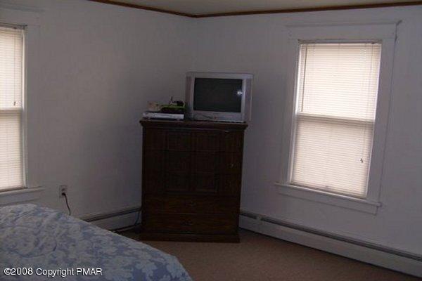 2046 Tanite Road Stroudsburg, PA 18360 - Photo 12 of 16 Bedroom 3