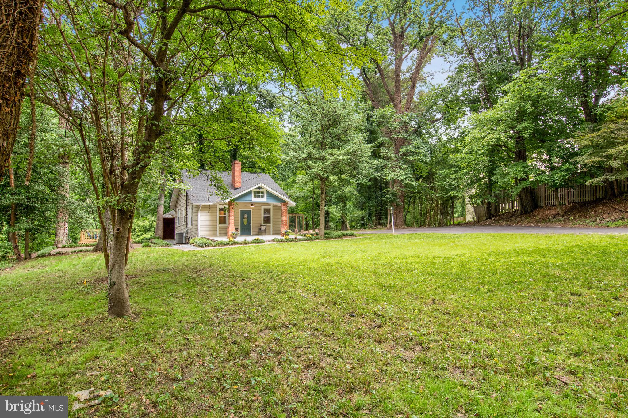 9715 Capitol View Avenue Silver Spring, MD 20910 - Photo 3 of 39 Gallery Image 3