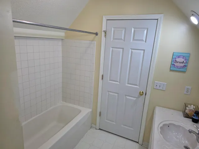 $239,999 | 417 Maple Street, Webberville, MI 48892