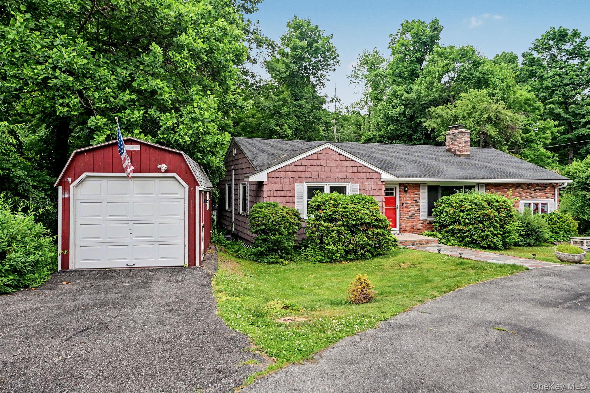 32 Lacona Road Mahopac, NY 10541 - Photo 21 of 24