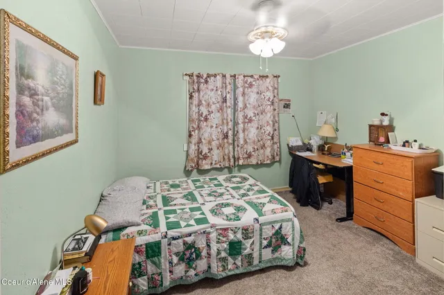 $349,950 | 212 East Lincoln Avenue, Priest River, ID 83856