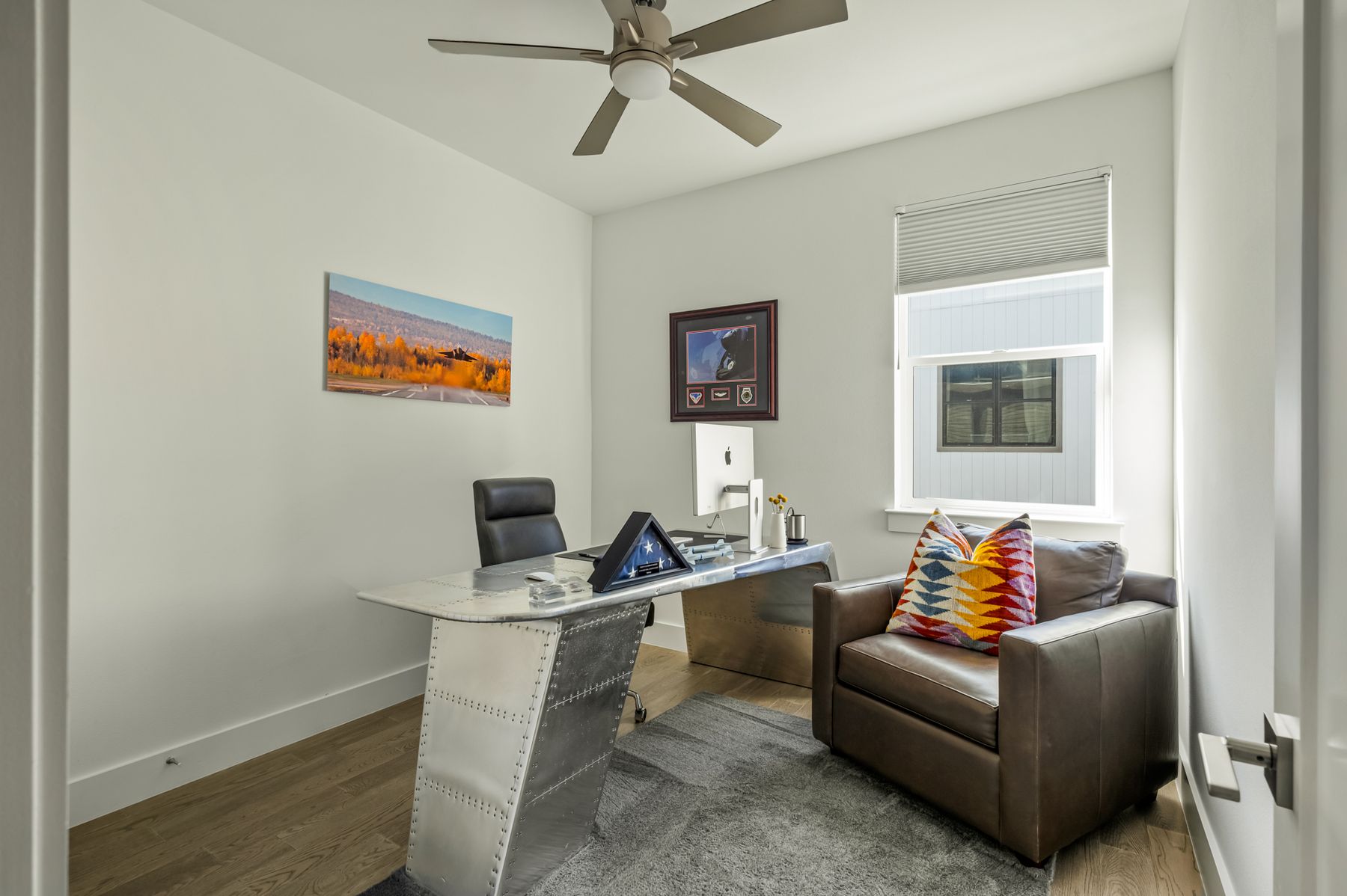 4507 Unity Circle Austin, TX 78731 - Photo 30 of 39 a living room with furniture and a window