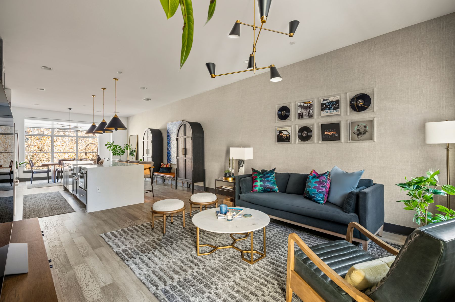 4507 Unity Circle Austin, TX 78731 - Photo 10 of 39 a living room with furniture and wooden floor