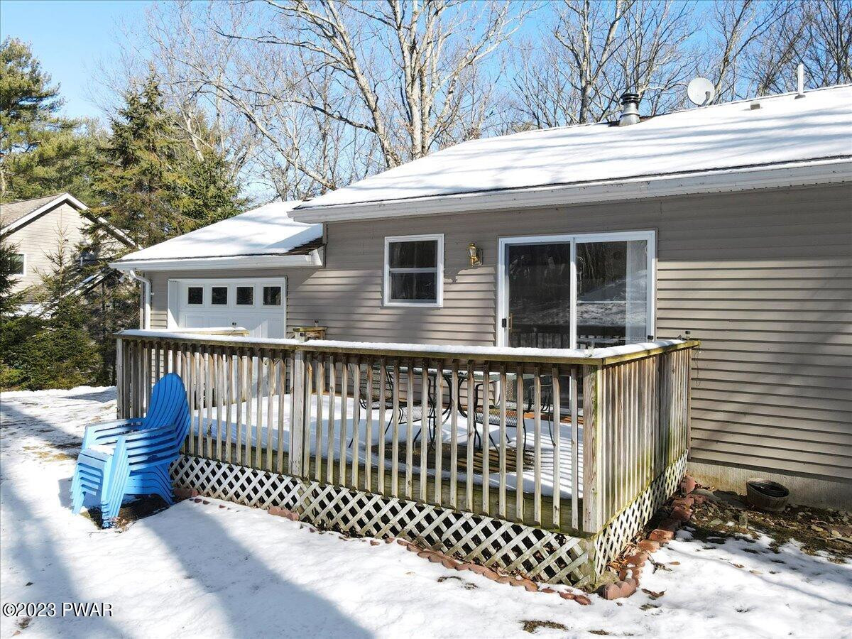 127 Spruce Road Tafton, PA 18464 - Photo 31 of 50 Back Deck
