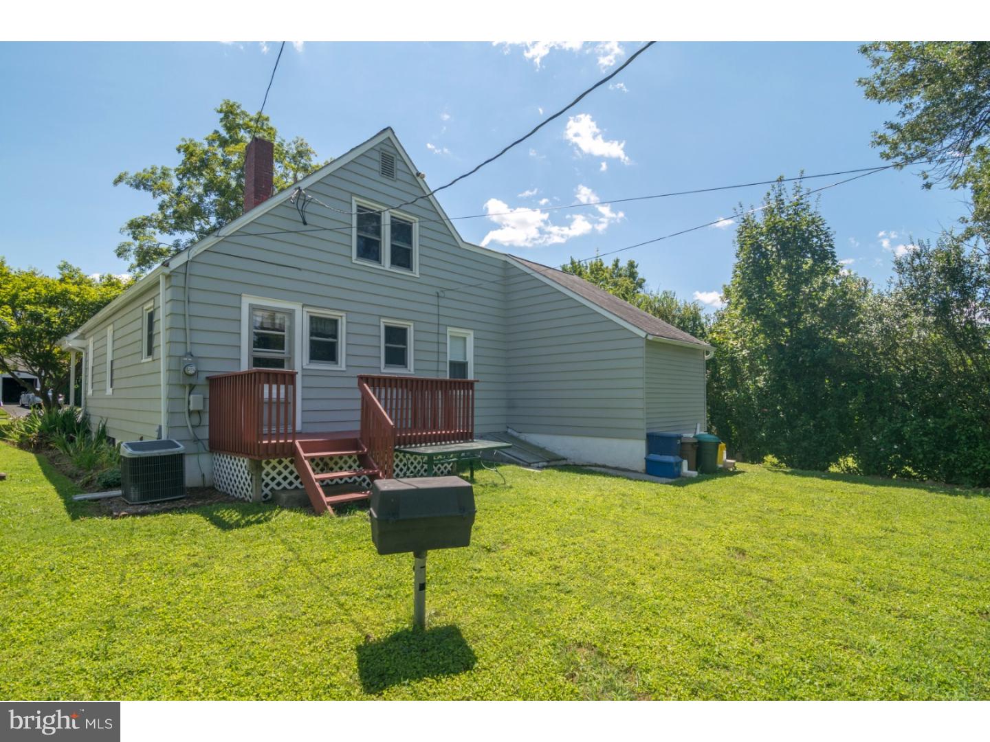 839 Juniper Road Hellertown, PA 18055 - Photo 17 of 19 Gallery Image 17