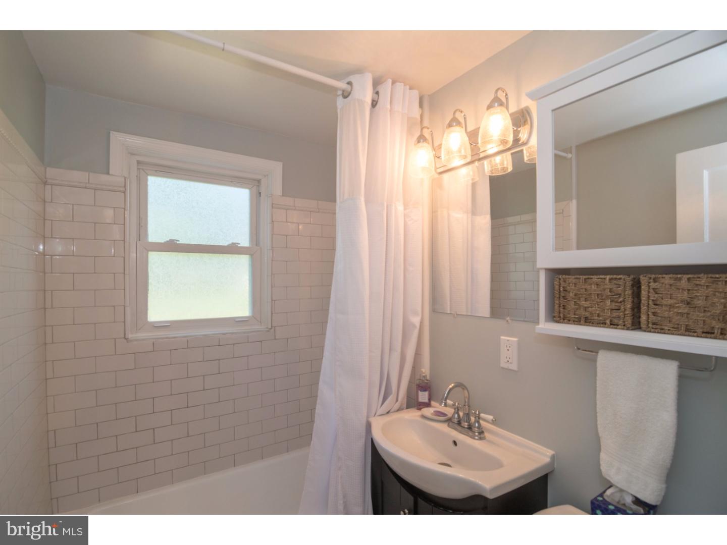 839 Juniper Road Hellertown, PA 18055 - Photo 9 of 19 Gallery Image 9