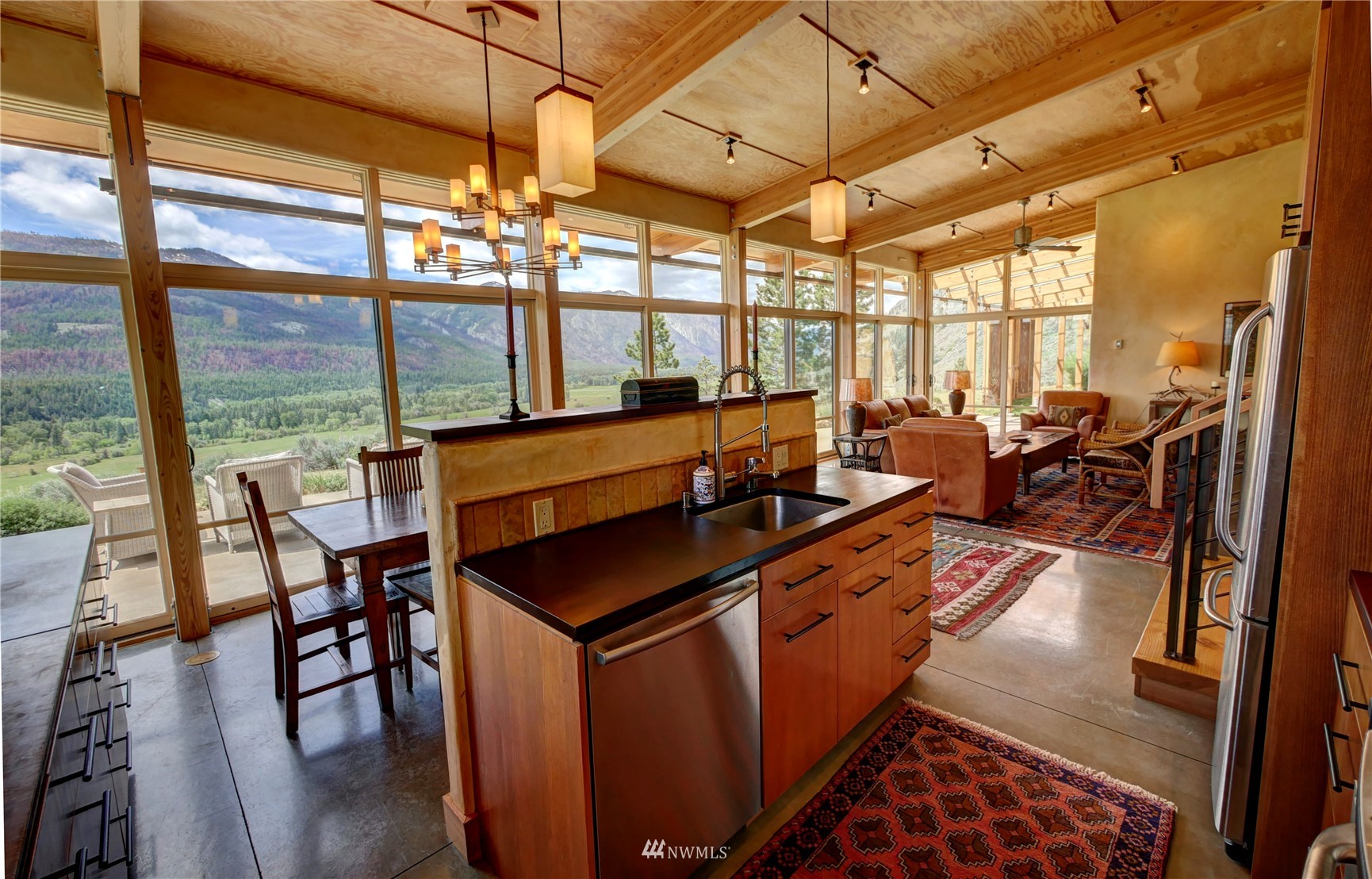 85 Big Valley View Road Winthrop, WA 98862 - Photo 11 of 40 Gallery Image 11