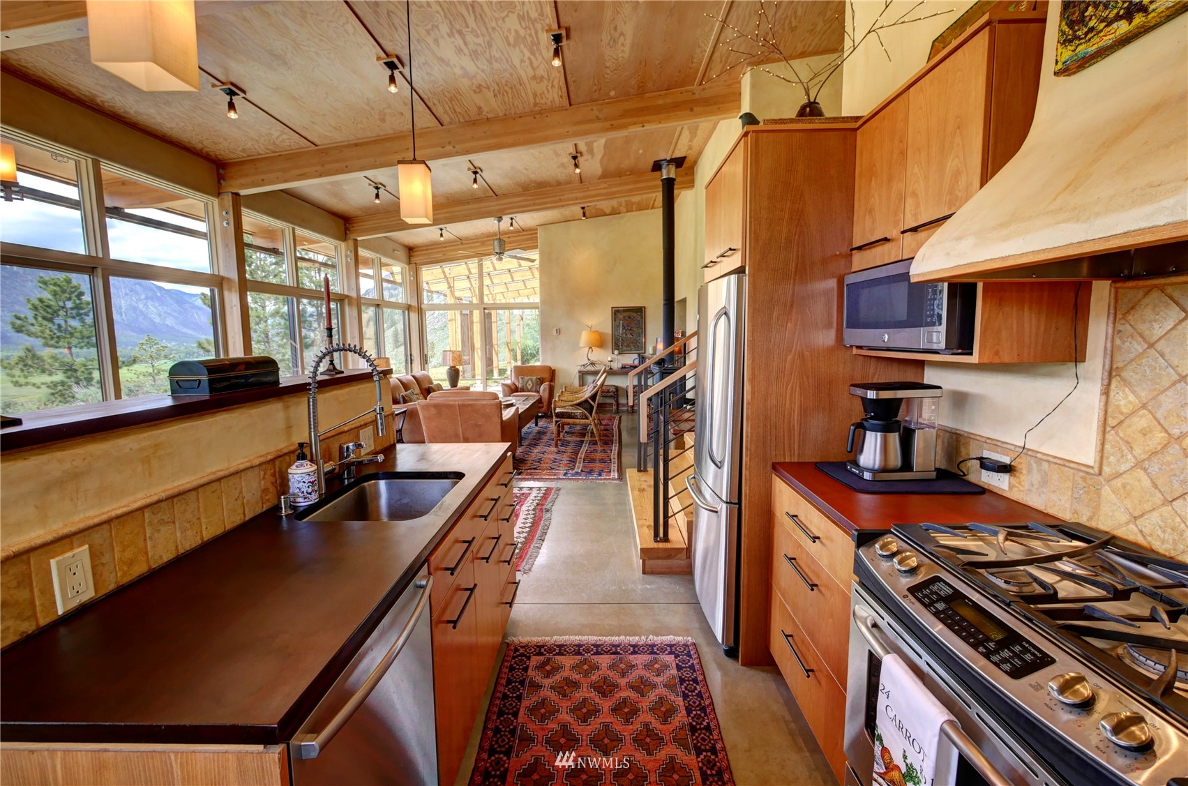85 Big Valley View Road Winthrop, WA 98862 - Photo 13 of 40 Gallery Image 13