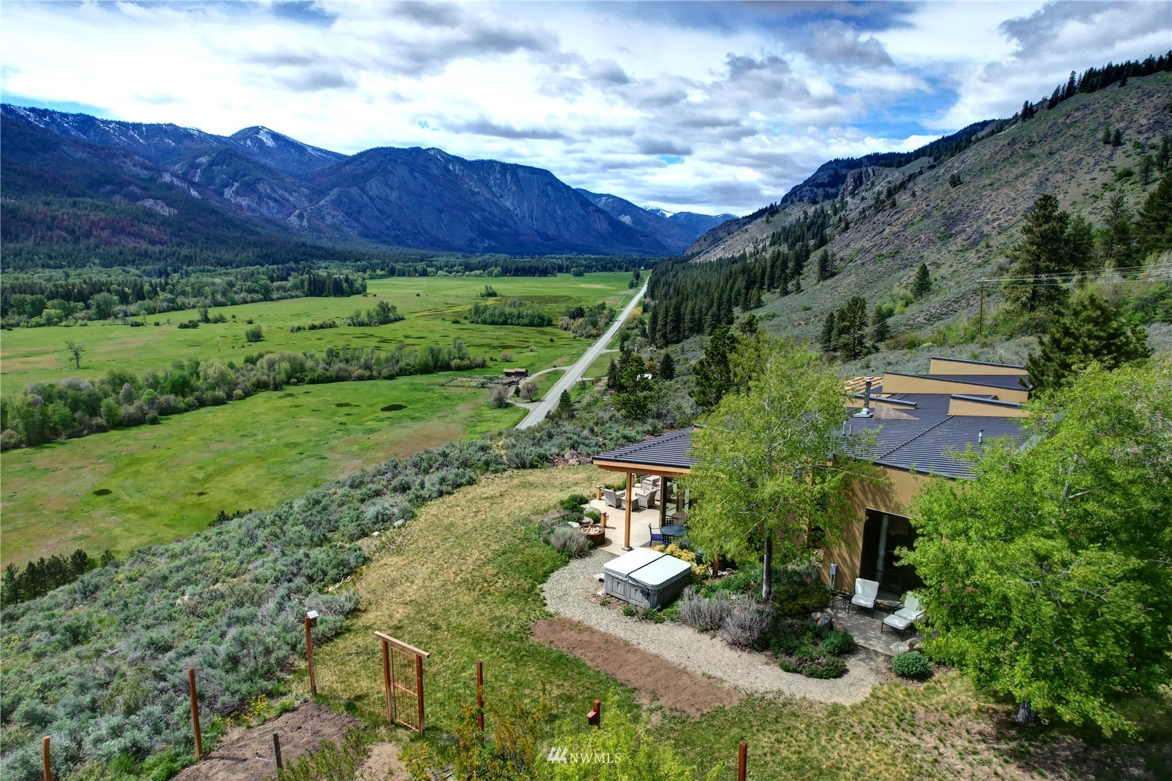85 Big Valley View Road Winthrop, WA 98862 - Photo 4 of 40 Gallery Image 4