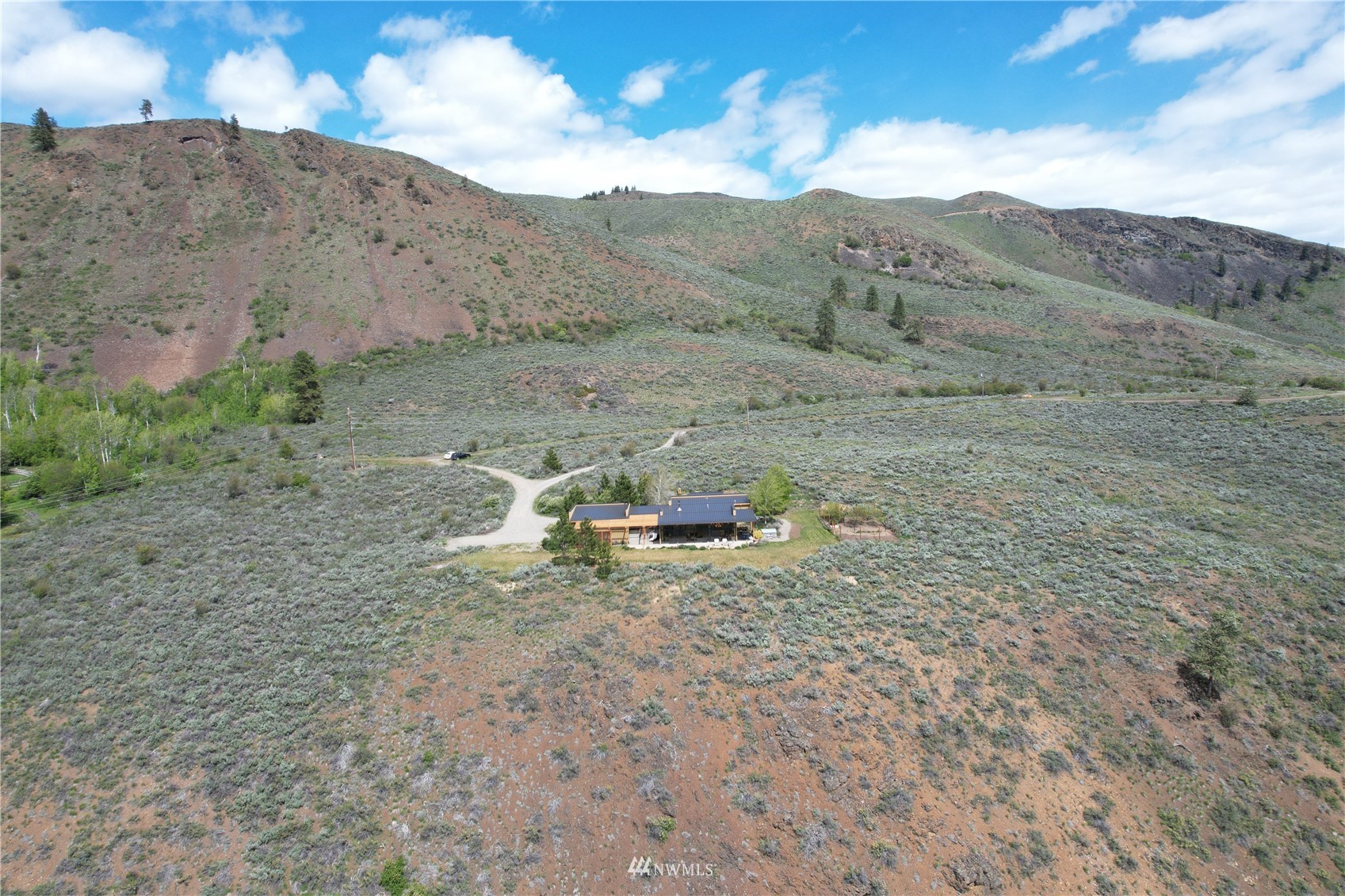 85 Big Valley View Road Winthrop, WA 98862 - Photo 5 of 40 Gallery Image 5