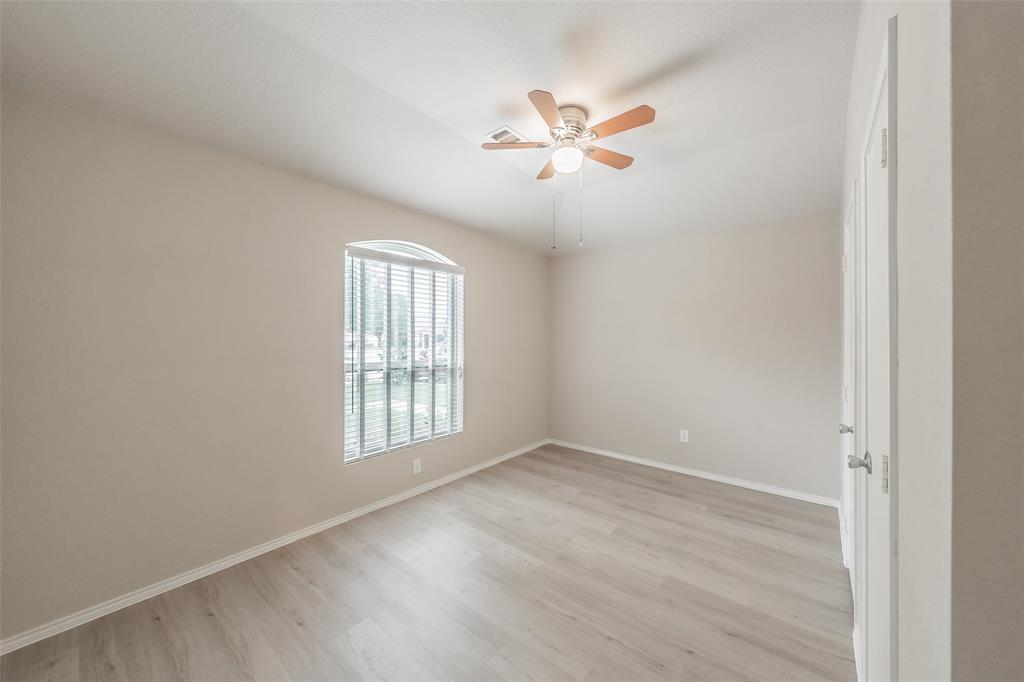 629 Chalk Knoll Road Fort Worth, TX 76108 - Photo 25 of 40