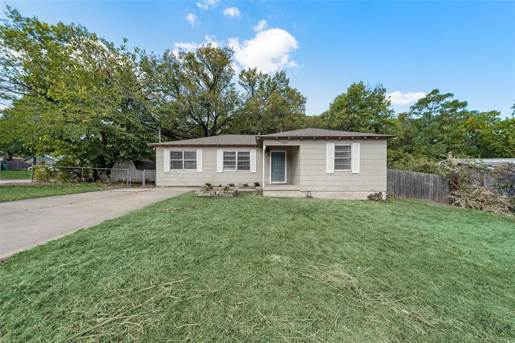 1433 Knight Street, Denton, TX 76205 Compass