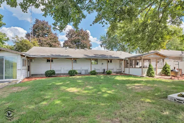 $285,000 | 2434 North 7000 Road West, Bonfield, IL 60913