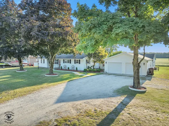 $292,000 | 2434 North 7000 Road West, Bonfield, IL 60913