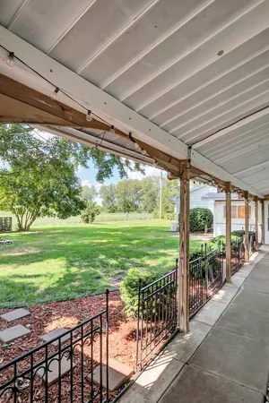 $285,000 | 2434 North 7000 Road West, Bonfield, IL 60913