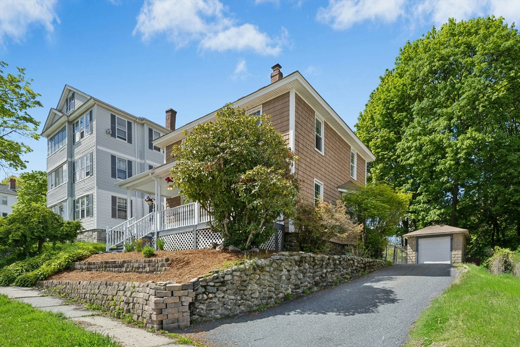 63 Park Terrace Road Worcester, MA 01604 - Photo 3 of 42