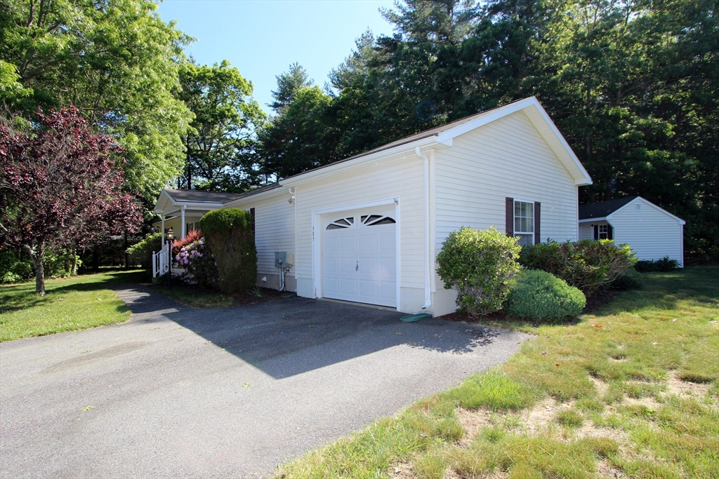 507 Crystal Way Middleboro, MA 02346 - Photo 5 of 36