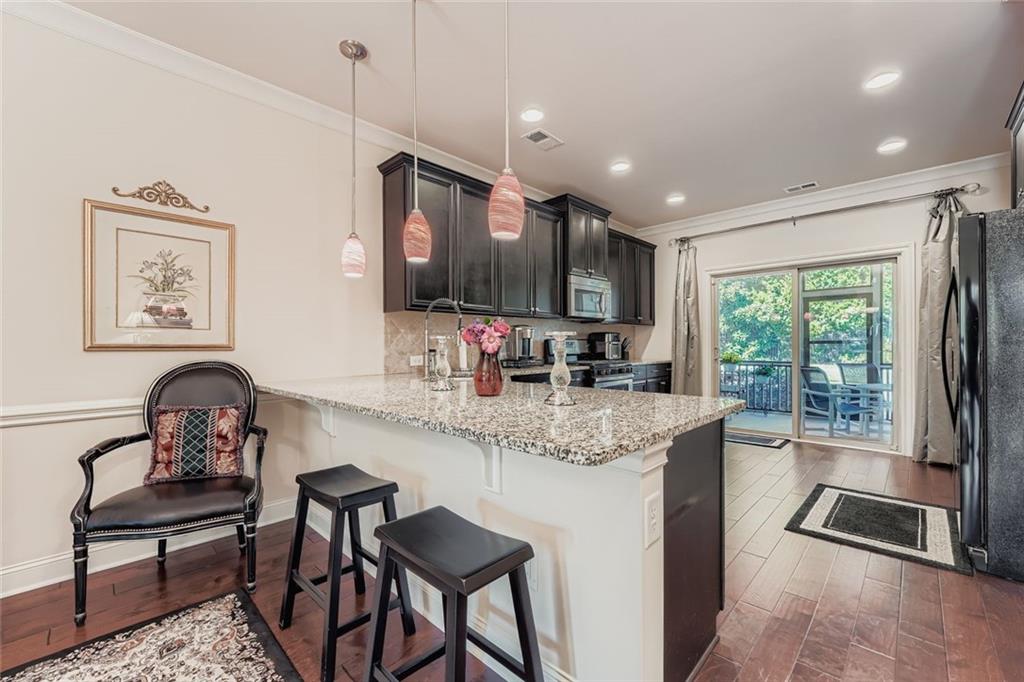 7875 Pierpoint Lane Alpharetta, GA 30005 - Photo 12 of 32