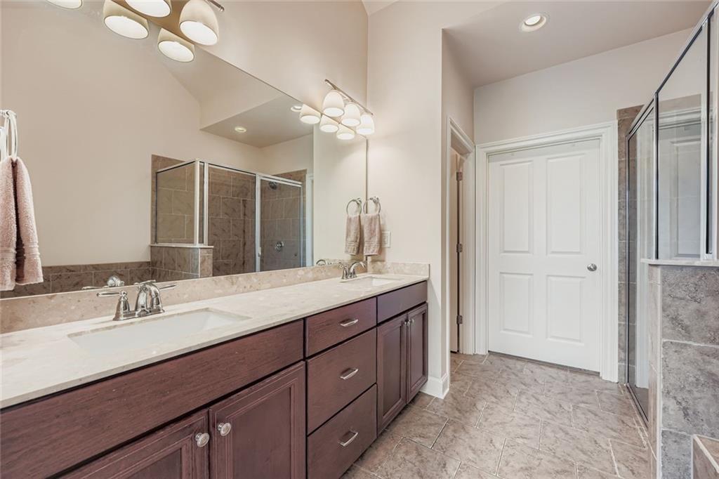 7875 Pierpoint Lane Alpharetta, GA 30005 - Photo 16 of 32