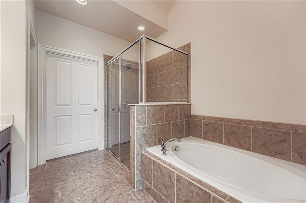 7875 Pierpoint Lane Alpharetta, GA 30005 - Photo 17 of 32