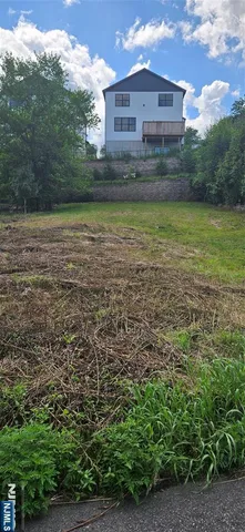 $249,000 | 38 North Railroad Avenue, Mahwah, NJ 07430