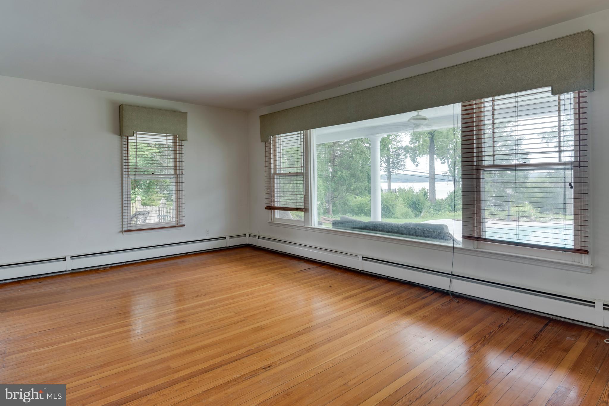 412 Ferry Point Road Annapolis, MD 21403 - Photo 25 of 34 Gallery Image 25