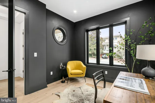 $2,295,000 | 6238 22nd Street North, Arlington, VA 22205