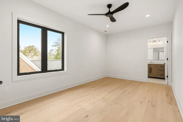 $2,295,000 | 6238 22nd Street North, Arlington, VA 22205