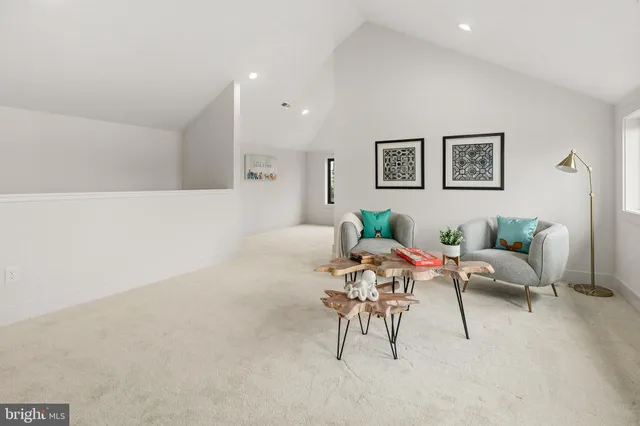 $2,295,000 | 6238 22nd Street North, Arlington, VA 22205