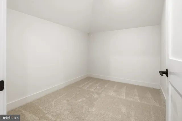 $2,295,000 | 6238 22nd Street North, Arlington, VA 22205