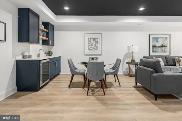 $2,295,000 | 6238 22nd Street North, Arlington, VA 22205